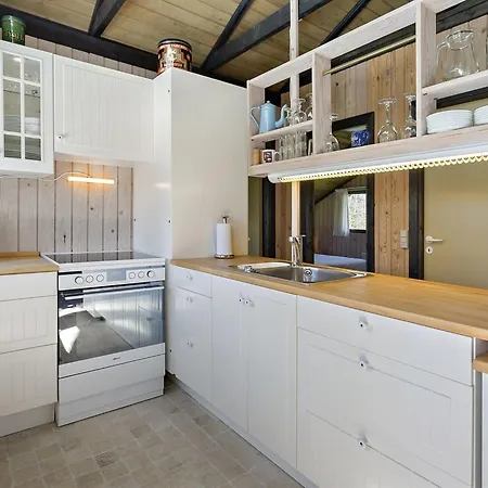Feriehus Guthki - 275m From The Sea By Interhome Spodsbjerg